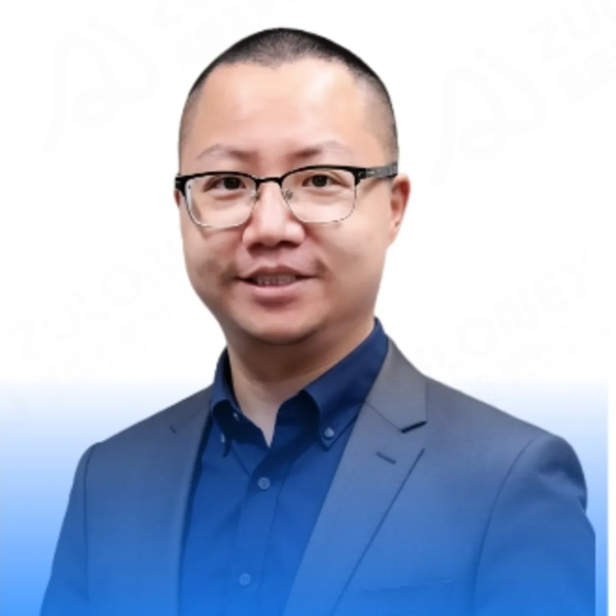 李骏，产品总监